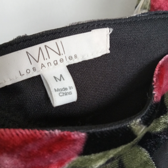 MNI LOS ANGELES velvet romper Medium - Picture 7 of 10